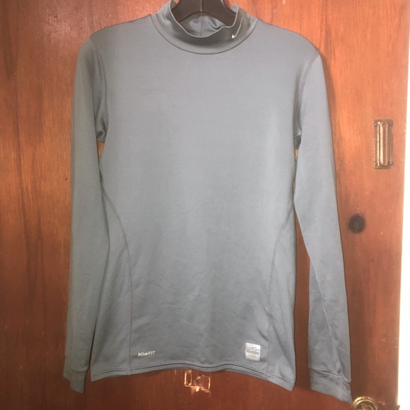 Nike Pro Therma-FIT Women's Long-Sleeve Top - Picture 1 of 7